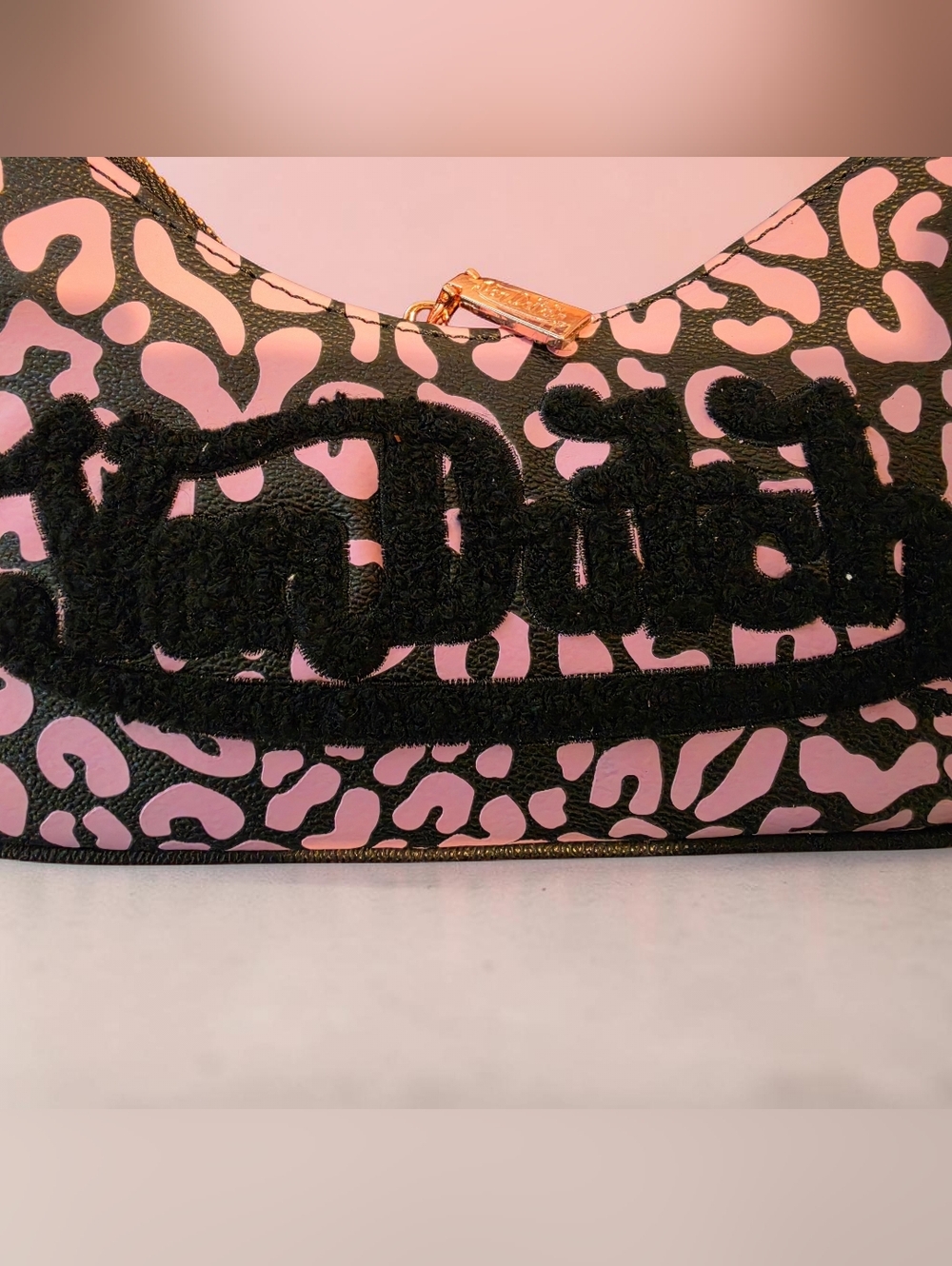 Von DUTCH Pink Cheetah